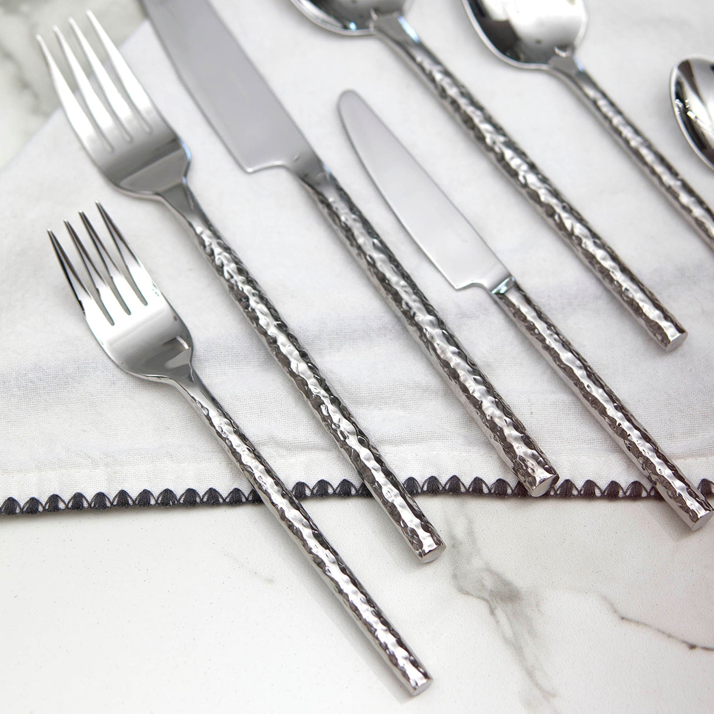 Set de Cuchilleria Hammered Para 4 Personas 28 Piezas Coquinaria